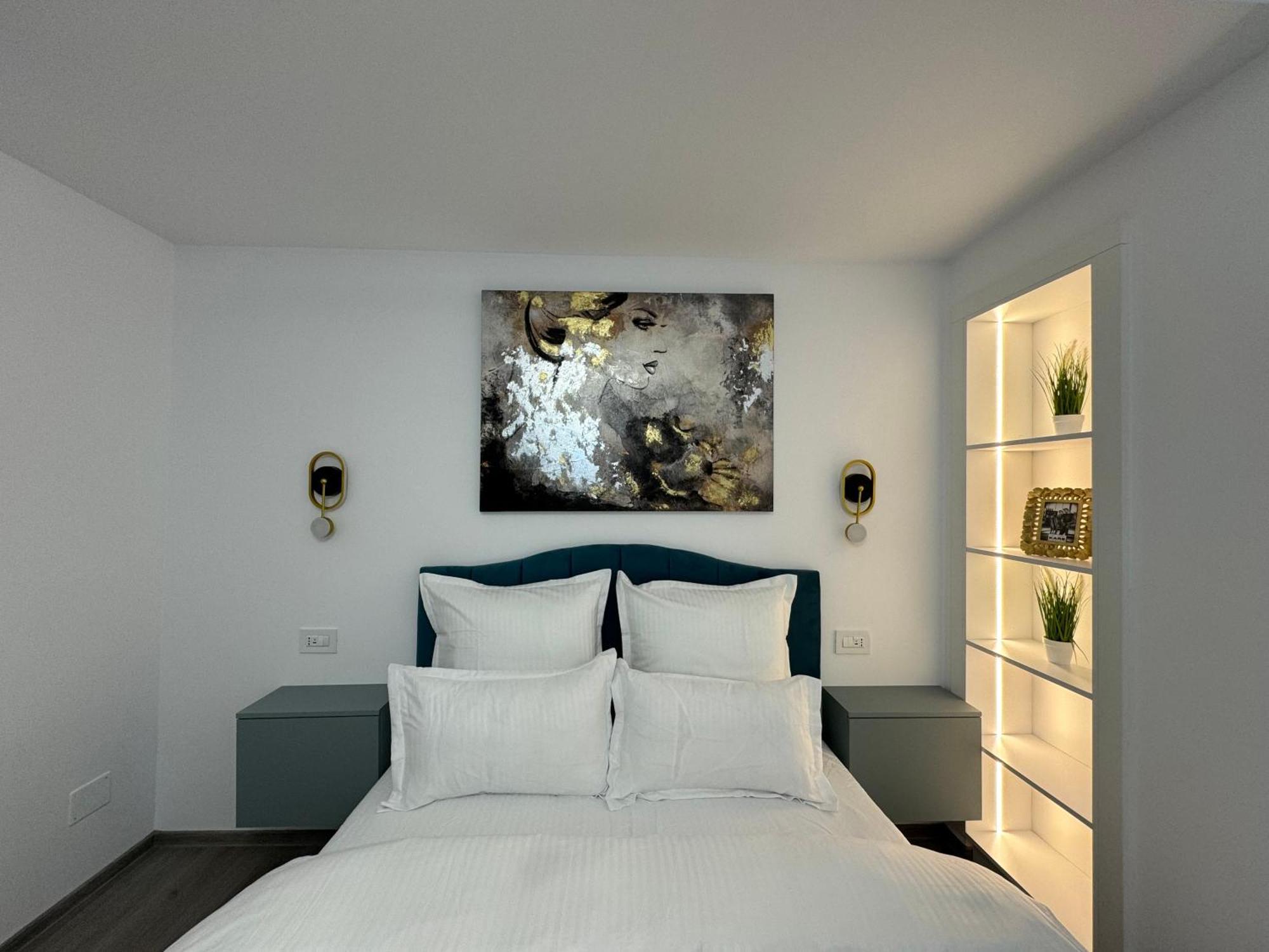Central Suite Boekarest Buitenkant foto