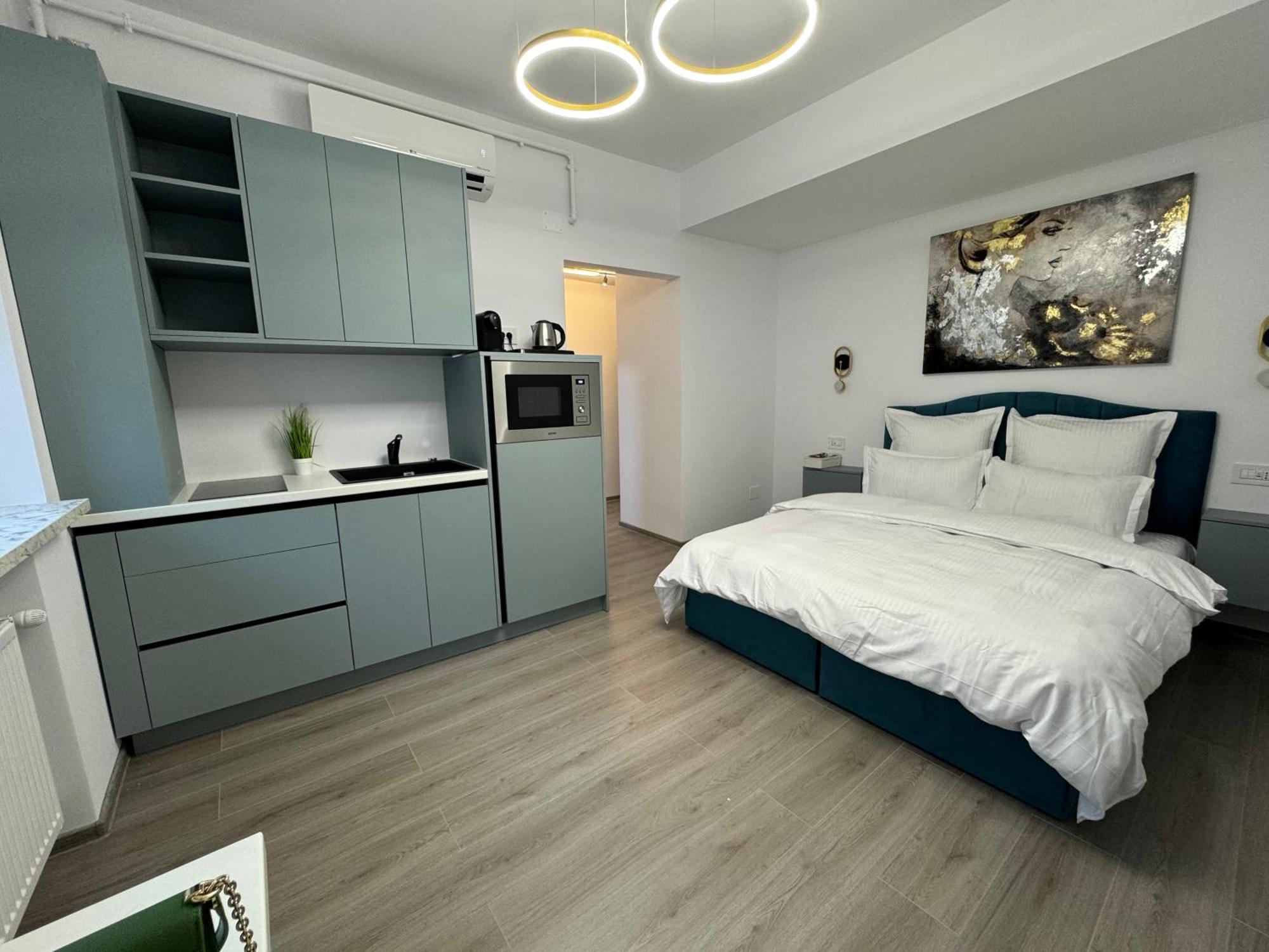 Central Suite Boekarest Buitenkant foto